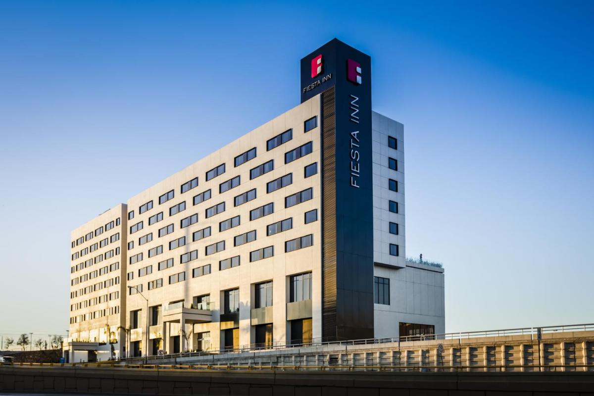 Suitetrails - Fiesta Inn Chihuahua Fashion Mall