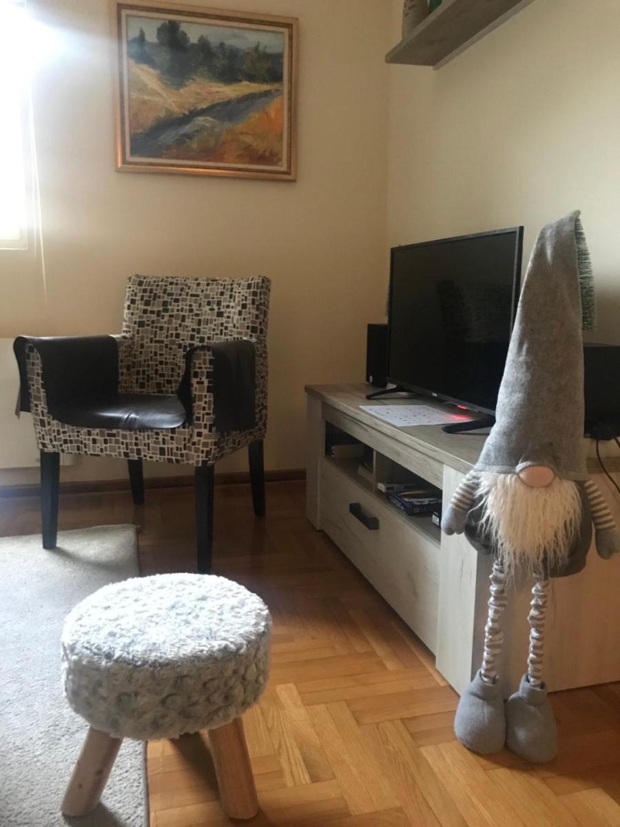 Suitetrails - Sunčani Apartman