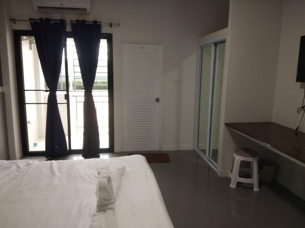 ไนท์ ฟอร์ ยู เรสซิเดนซ์ - Housity