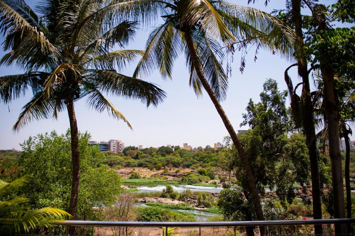 Urban Nomads Pune Riverside CoLive CoWork - Housity