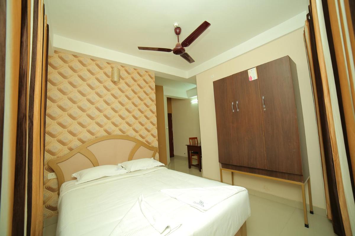 Hotel Falcon - Housity