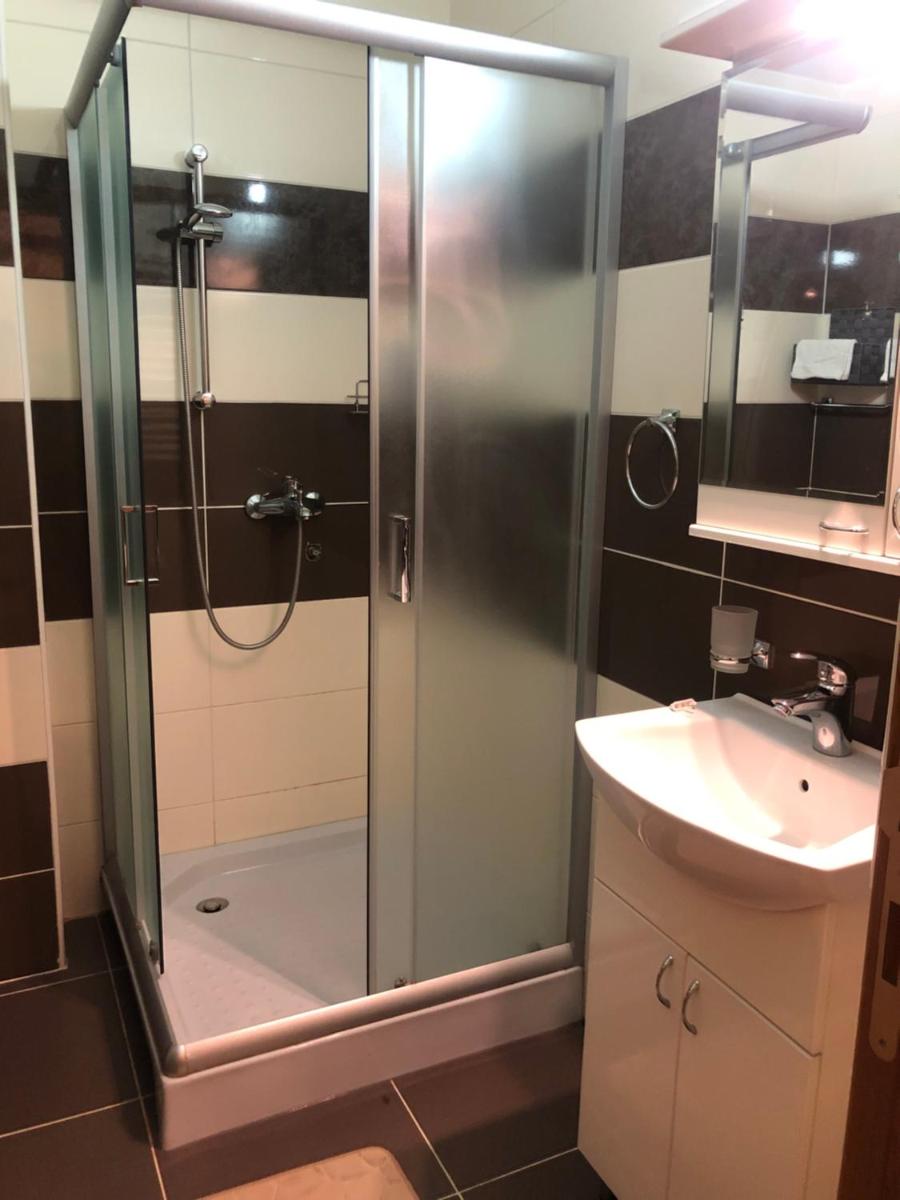 Suitetrails - Sunčani Apartman