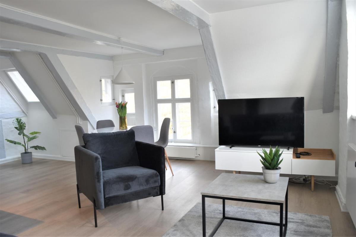 Sanders Old Square - Smart One-Bedroom Apartment Near Strøget - Housity