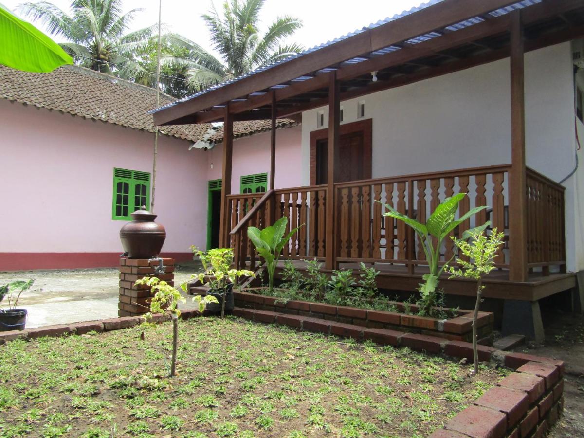 Suitetrails - Griya Syariah Sukatno