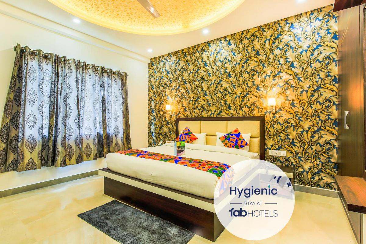 FabHotel Star of Taj Restobar Fatehabad Road - Housity
