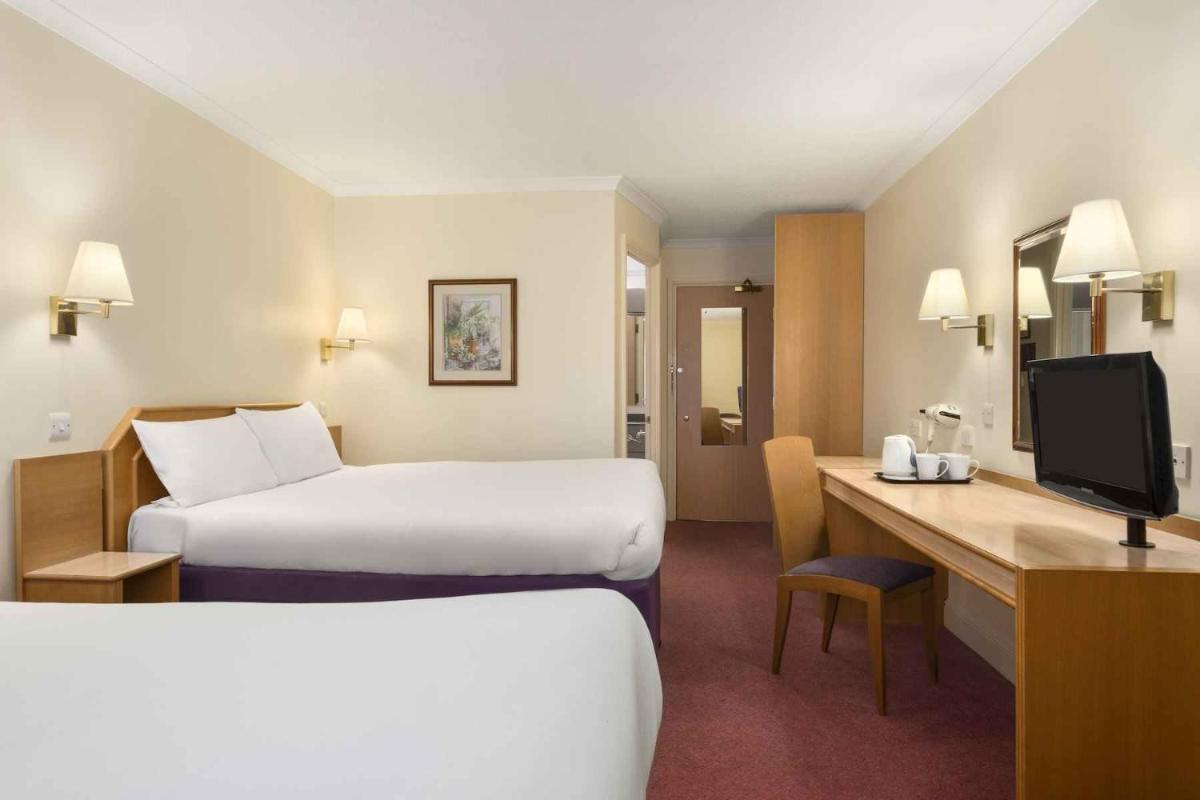Days Inn Cannock - Norton Canes - Housity