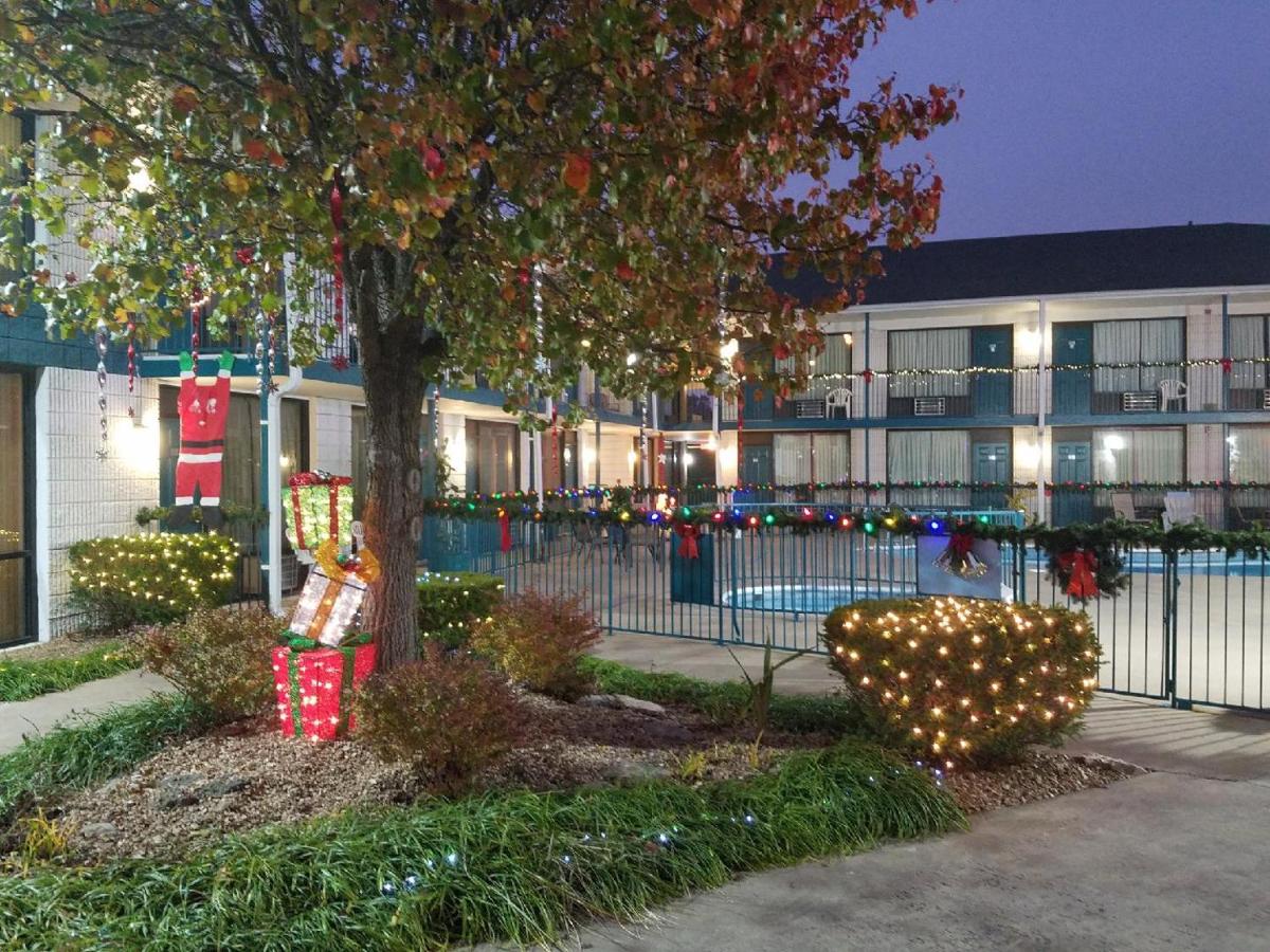 Ozark Valley Inn - Housity