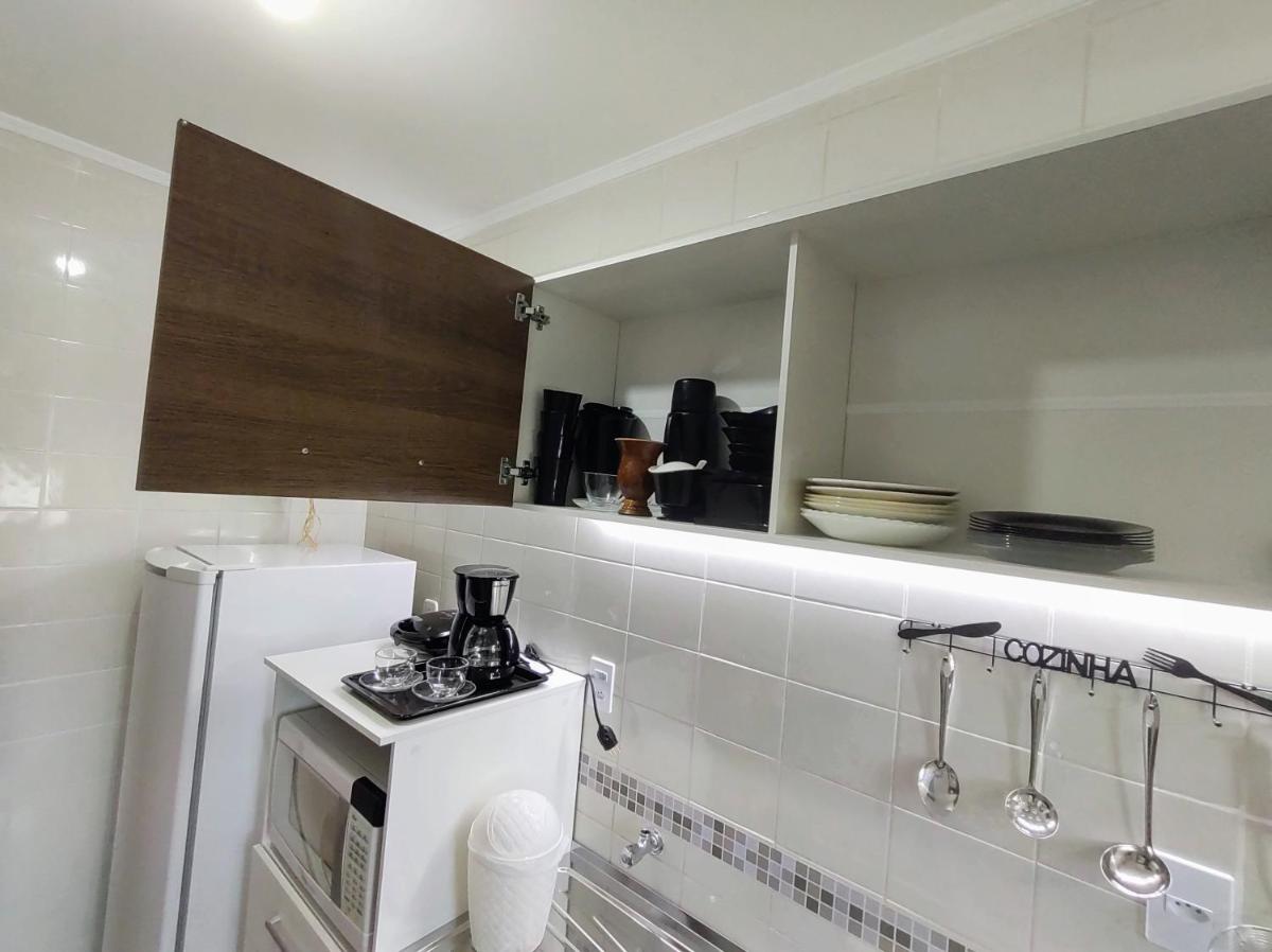 Loft Mid Century Moderno Centro São Leopoldo Com Net Wi-Fi Netflix! - Housity