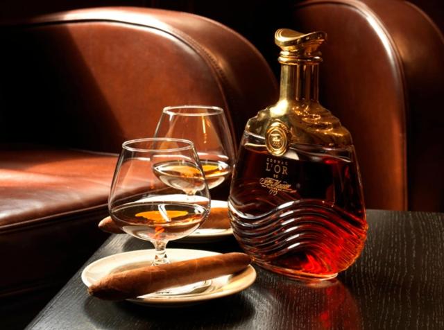 Boissons dans l'établissement Le Grand Hotel & Spa