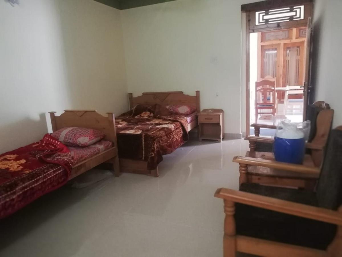 Riverside Hotel Kalam - Housity