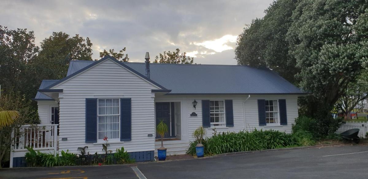 Seaport Village Holiday Accommodation - Housity