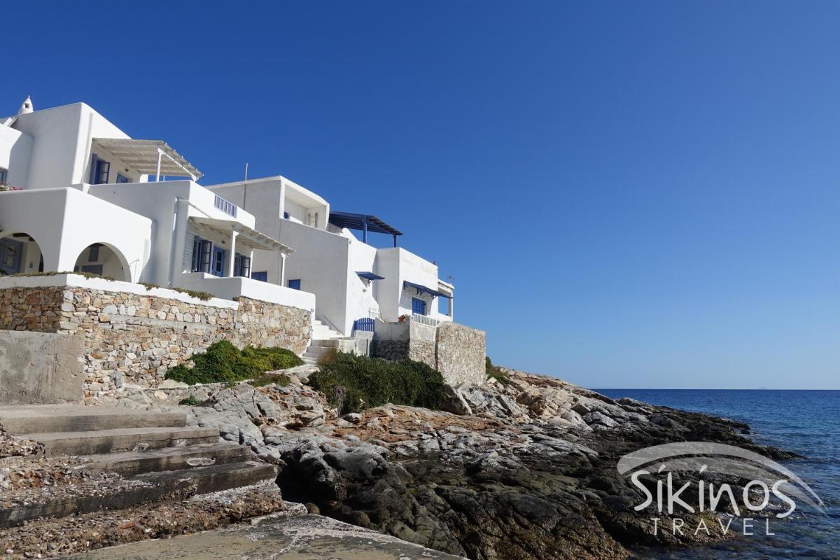 Seaside Traditional Cycladic House - Housity