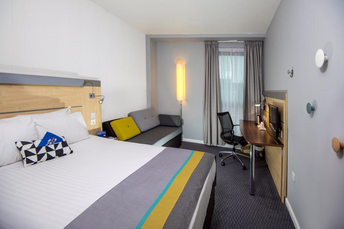 Holiday Inn Express Hull City Centre, an IHG Hotel - Housity