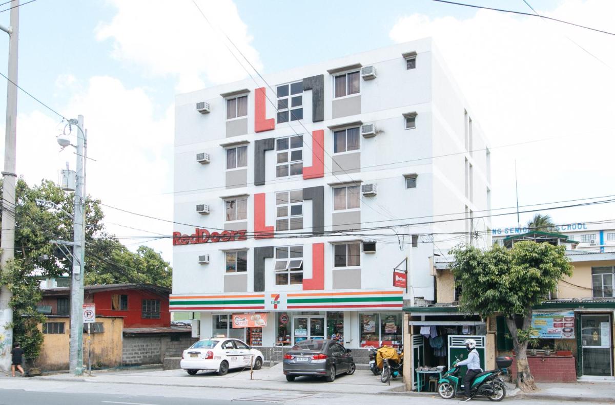RedDoorz near C5 Kalayaan Avenue Makati - Housity