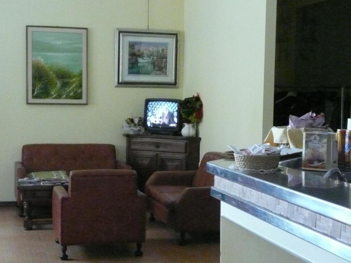 Albergo Tenda Verde - Housity