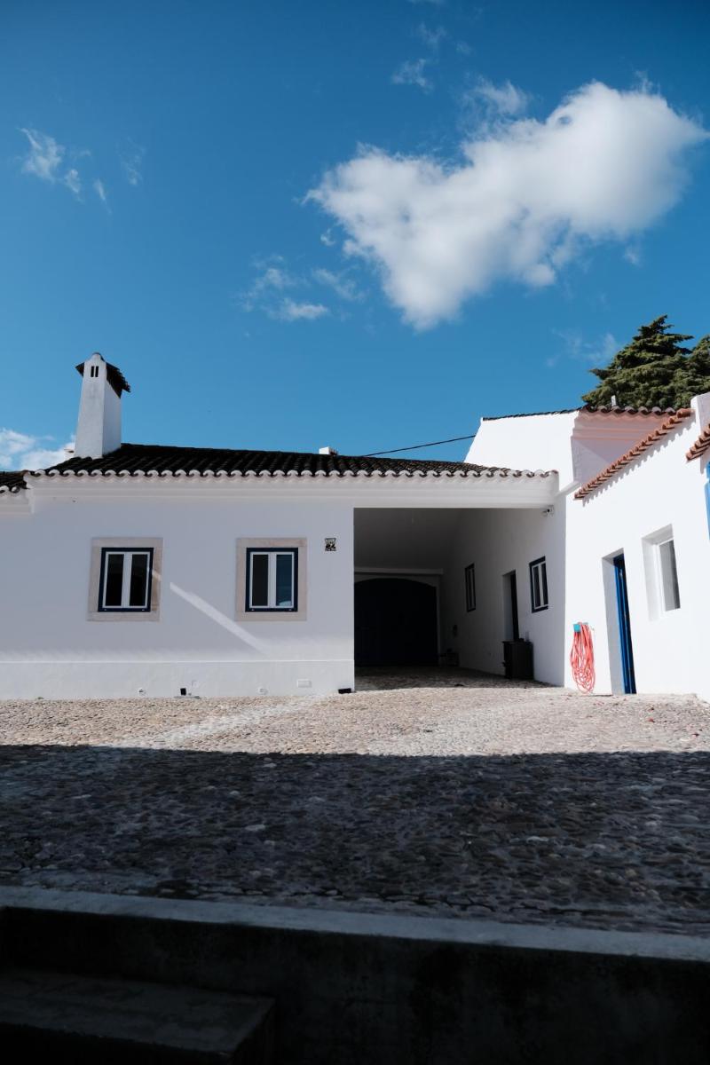 Azóia 10 - Hostel & Casas de Campo - Housity