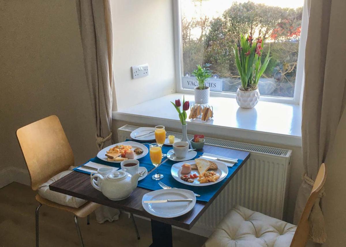 An Cuan Bed & Breakfast - Housity