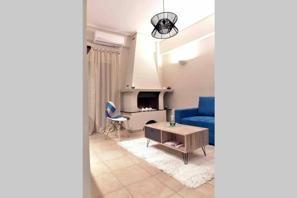 Suitetrails - Glyfada's House Project!