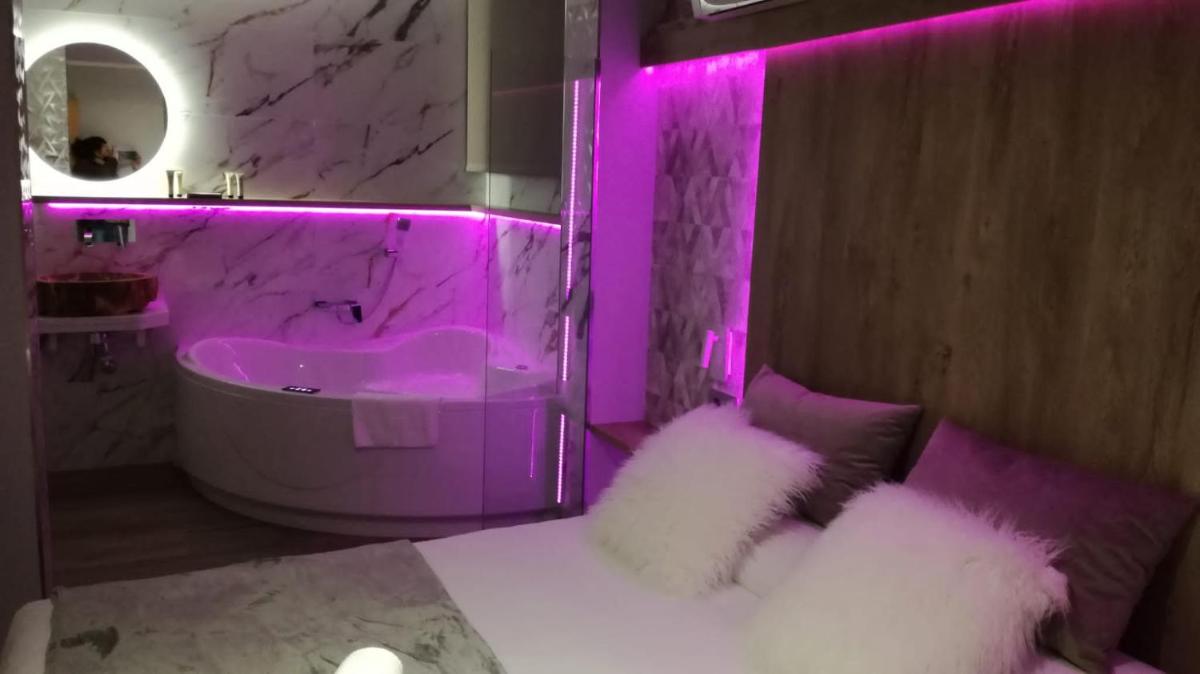 Apartamentos Los Robles - Housity