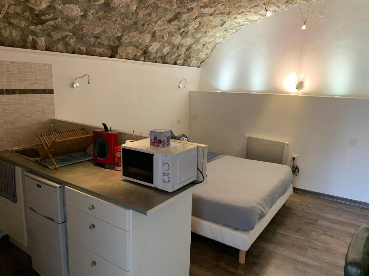 La Grotte - Housity