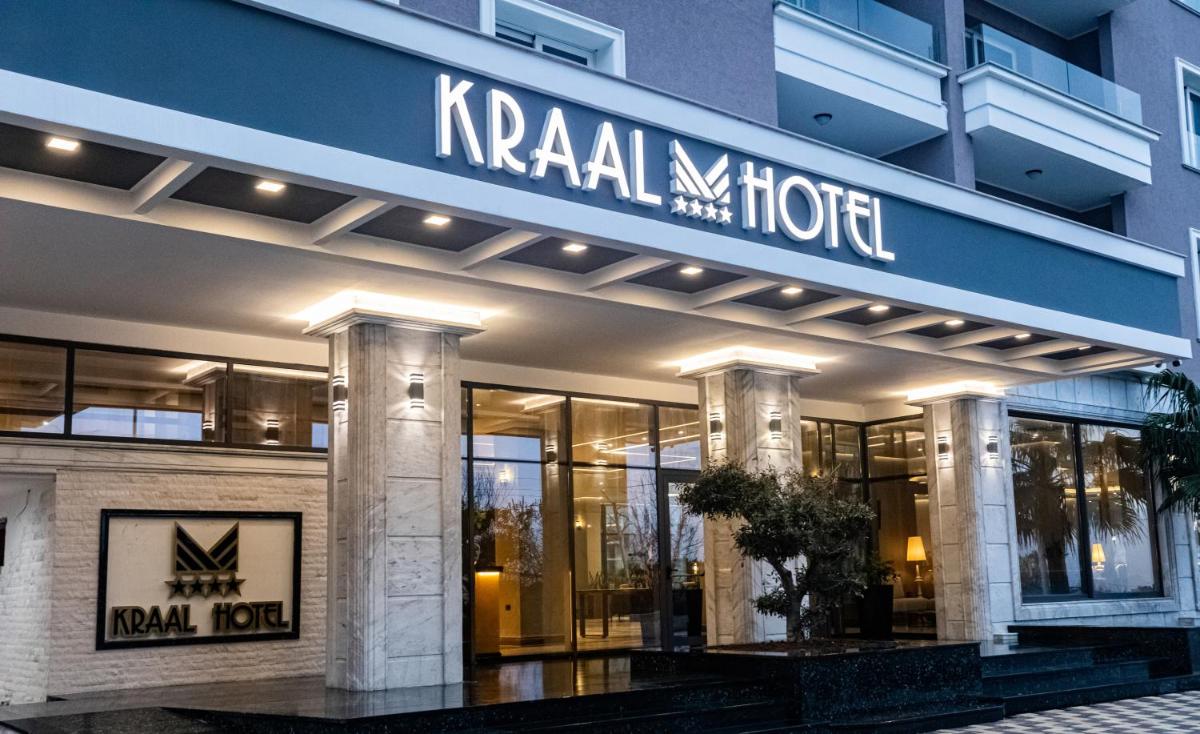 Kraal Hotel Vlore - Housity