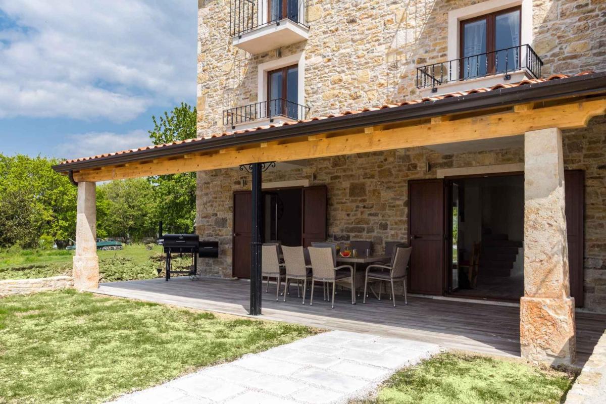 Holiday home in Brtonigla - Istrien 39884 - Housity