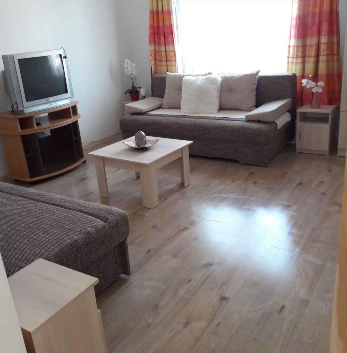 Apartment in Balatonbereny 40999 - Housity