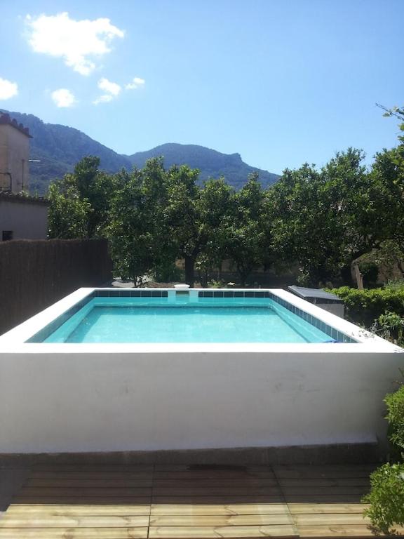 CALM HOUSE - Housity