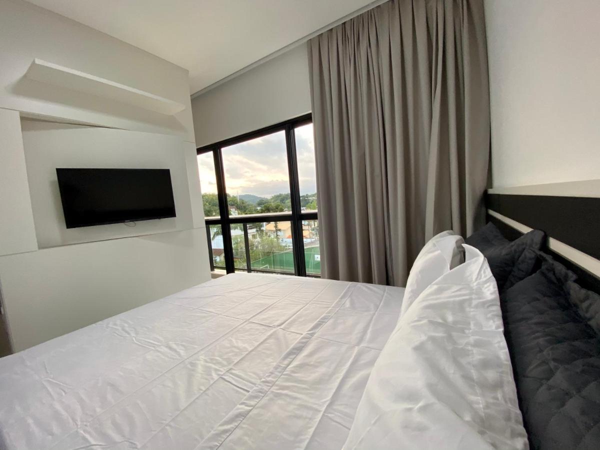 MaxLoft - Apto novo Smart Tv, lavanderia - Housity