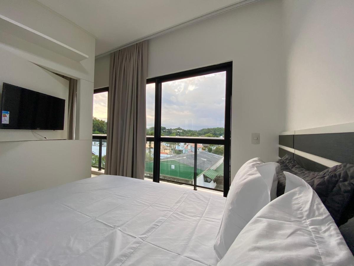MaxLoft - Apto novo Smart Tv, lavanderia - Housity