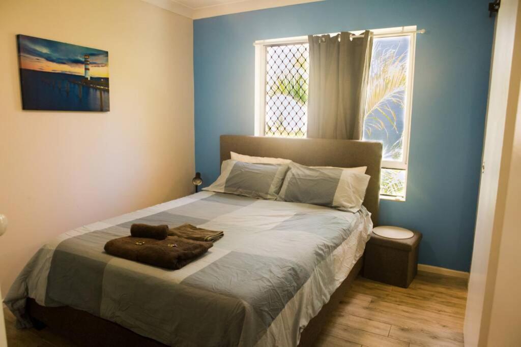 Surfers Paradise Self contained 1 Bed Unit (Budds) - Housity