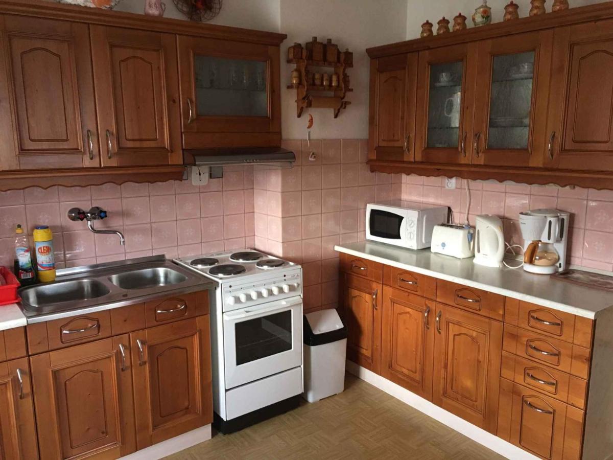 Apartment in Martinice v Krkonosich 2422 - Housity