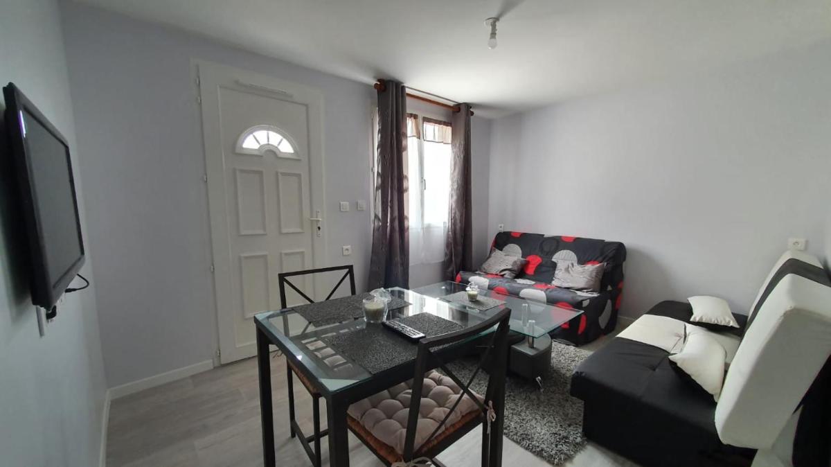 Appartement neuf dans maison - Housity