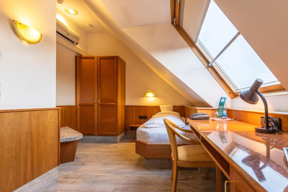 AAAA Hotelwelt KÜBLER - Housity