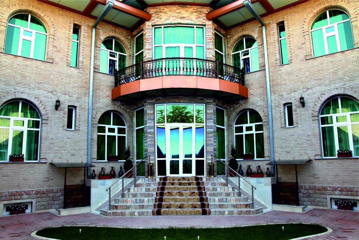 Mixt Royal Palace - Housity