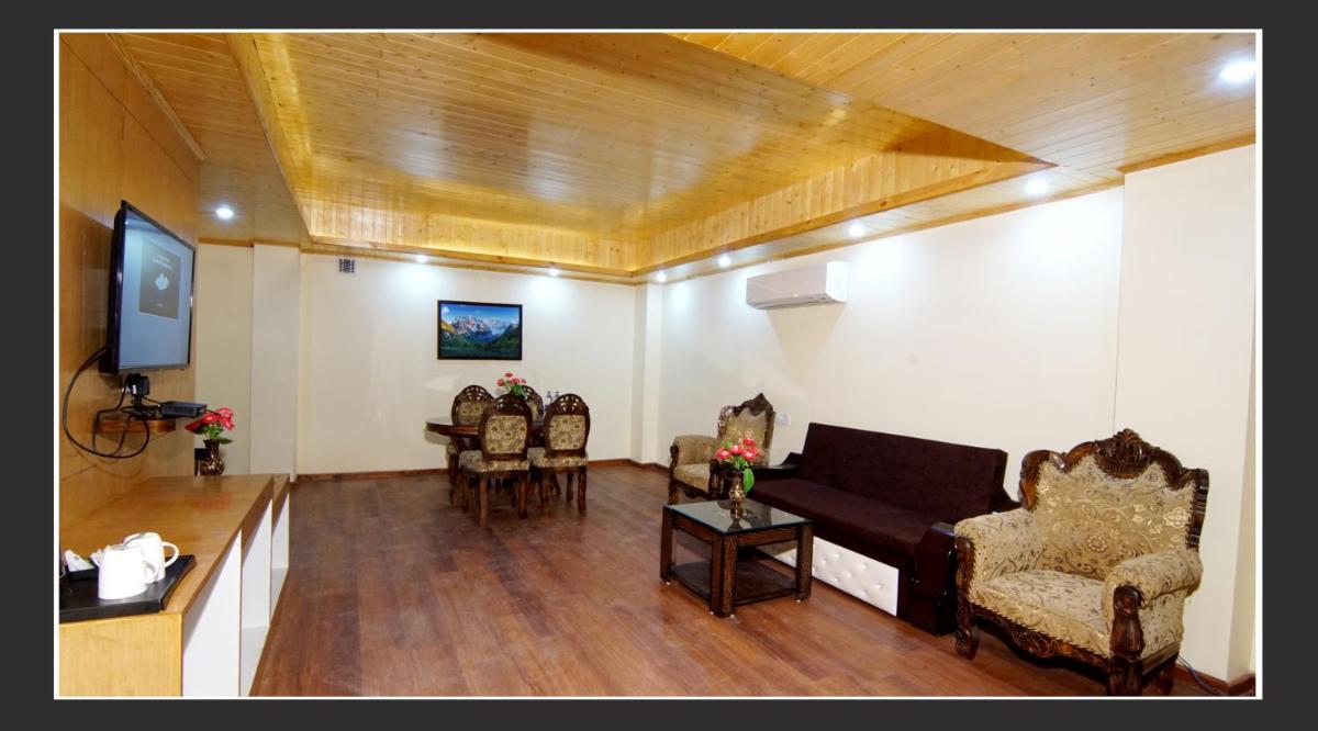 Suitetrails - Grand Krisa Resort & SPA , Manali