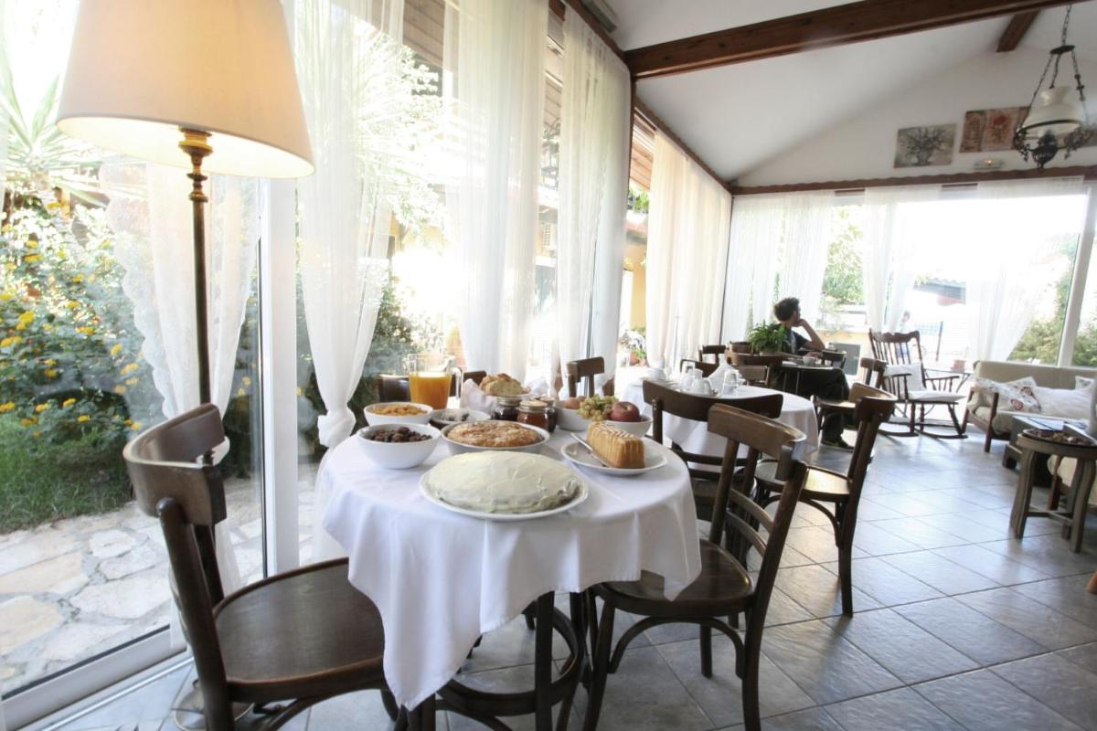 Meliti Guesthouse - Housity