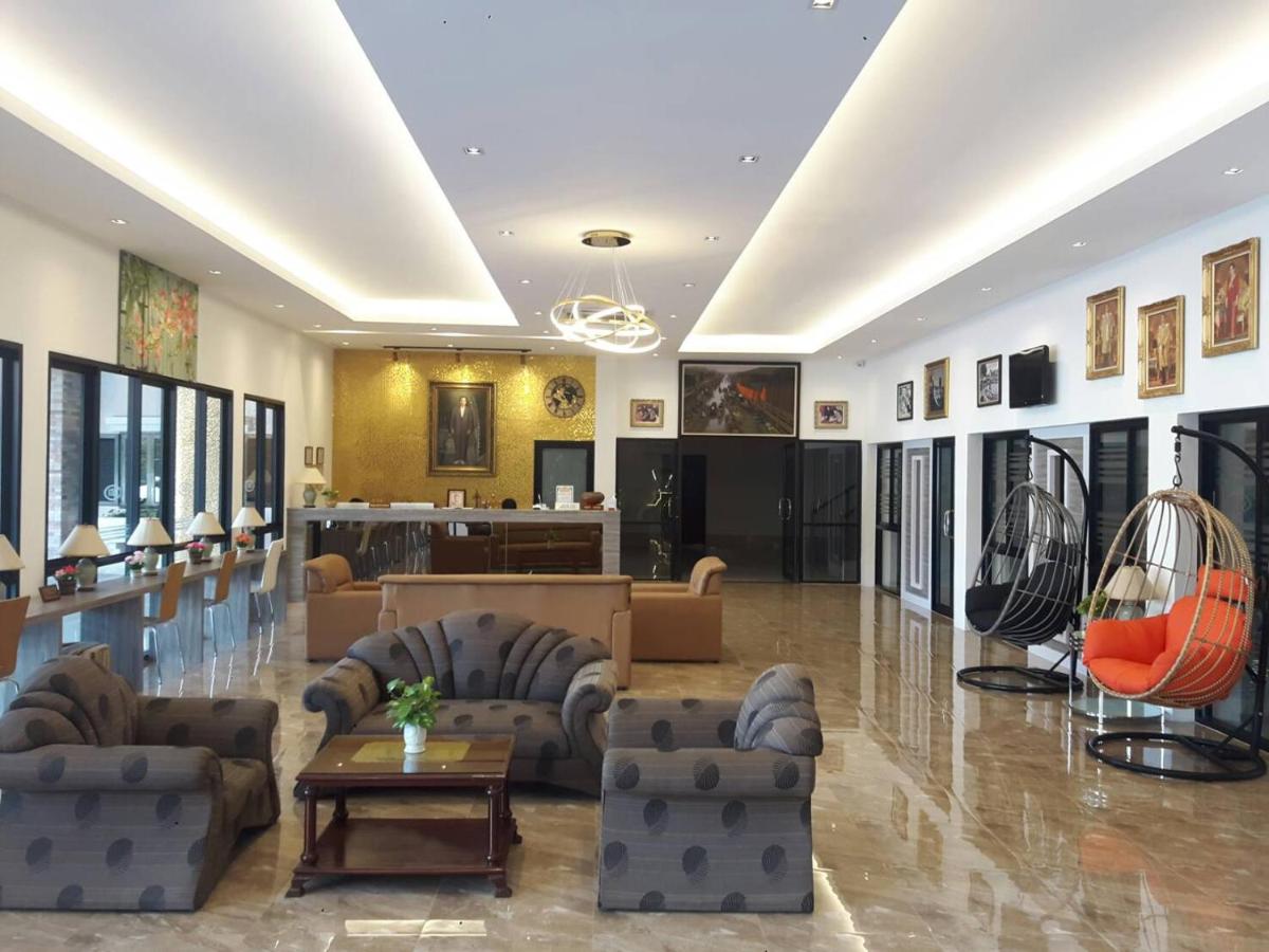 Vista Hotel Chiang Mai - SHA EXTRA PLUS - Housity
