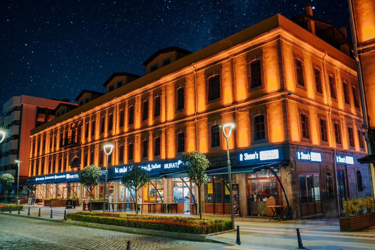 TS Park Hotel - Housity