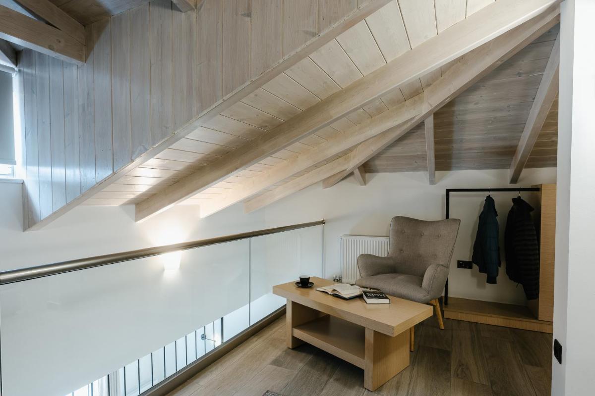 Andrew's Luxury Residence - Hizvo