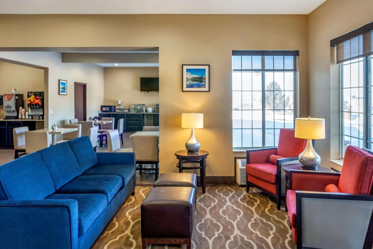 Comfort Inn Evanston I-80 - Housity