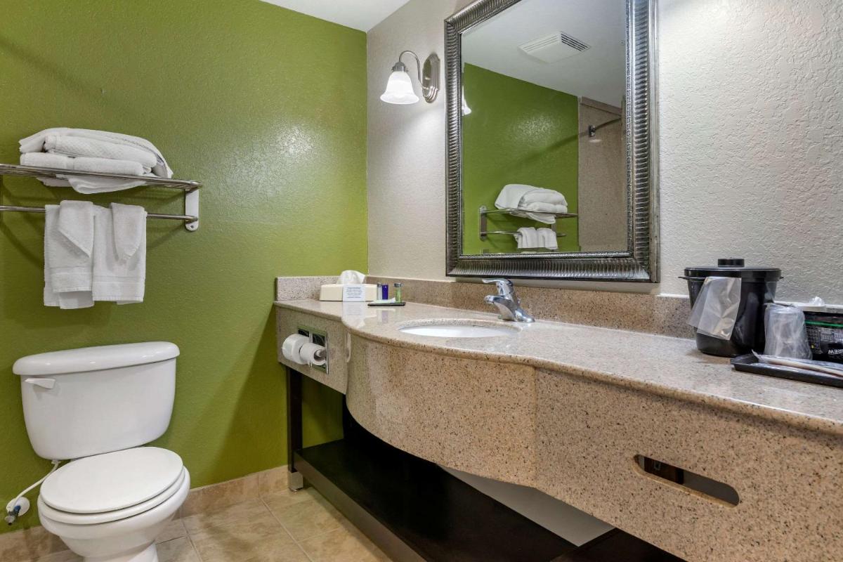 Sleep Inn & Suites Brunswick North - Housity