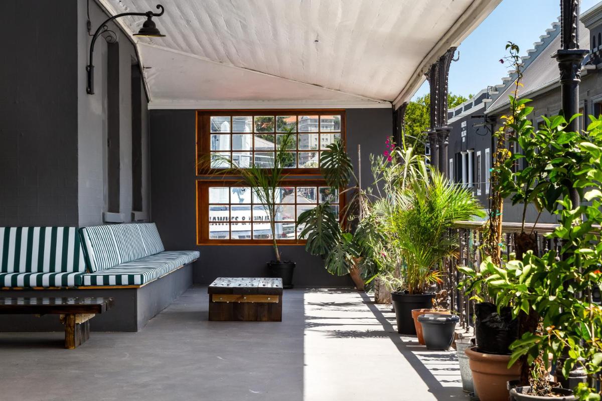 Obz Hotel - Housity