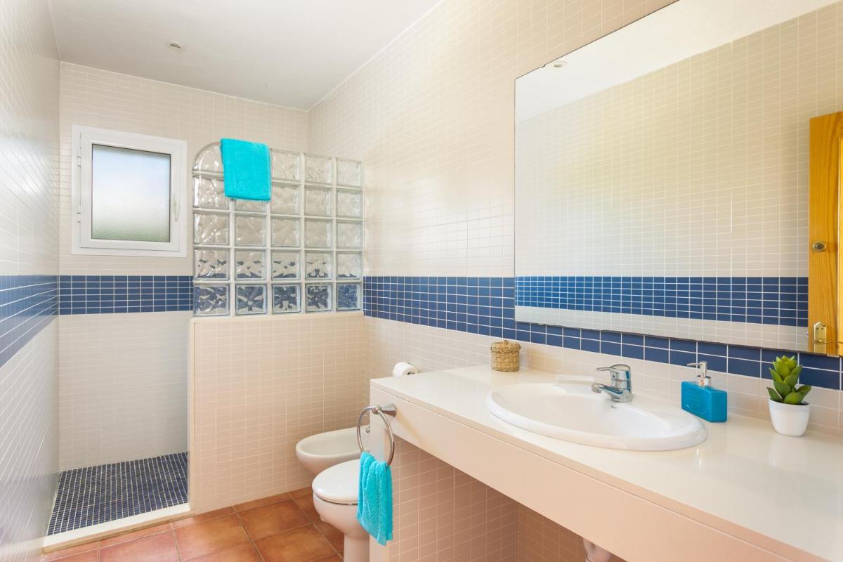 Villa Poppy - Housity