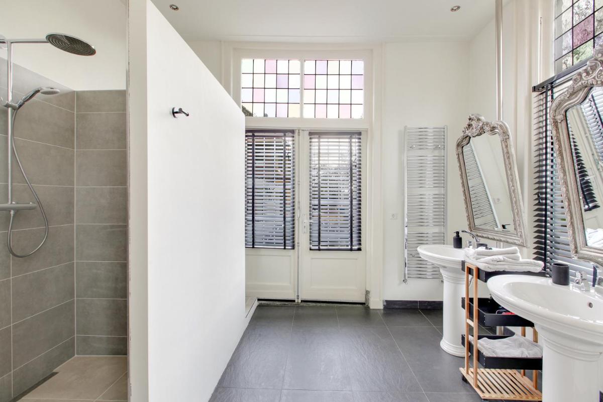Romantische stad suite "Alora", met privé parkeerplaats - Housity