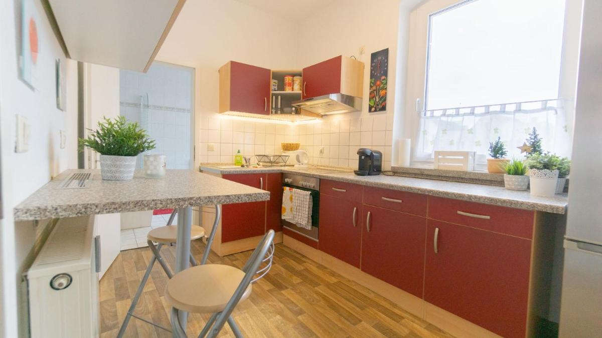 *Central_50m2_Kitchen_Washer_Netflix_Parking - Housity