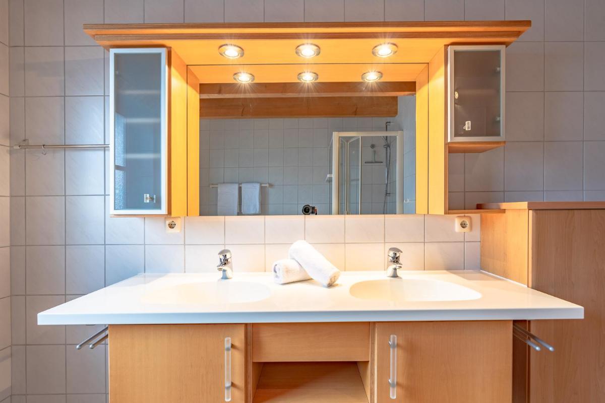 Haus Starzlach - Housity