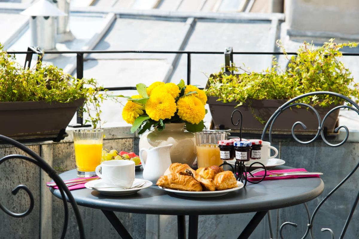 Nourriture dans l'hôtel ou à proximité