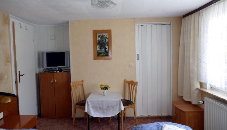 FEWO Angelika DG - Housity