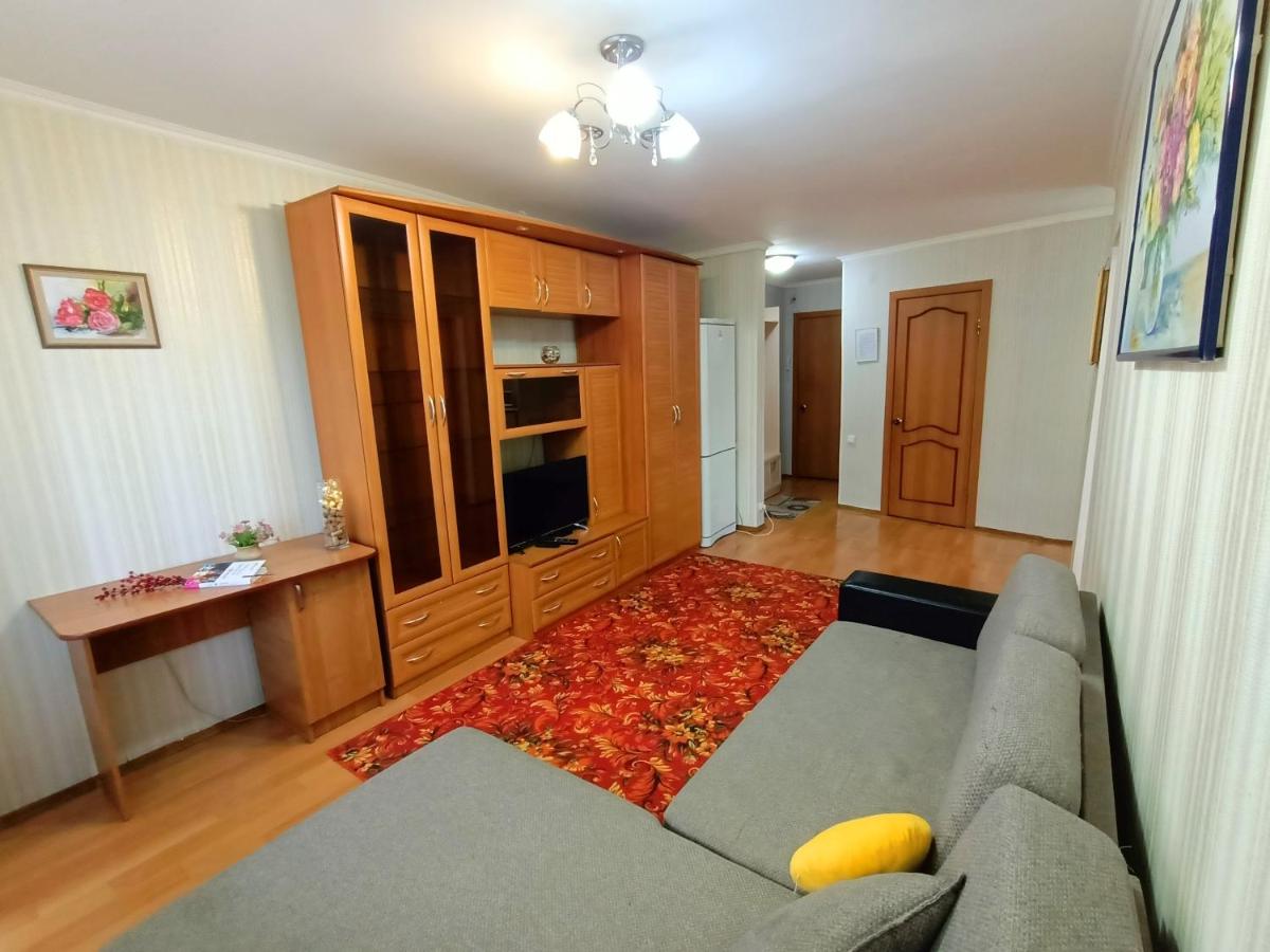 2 kh komnatnye apartamenty na nazarbaeva 65 - Housity
